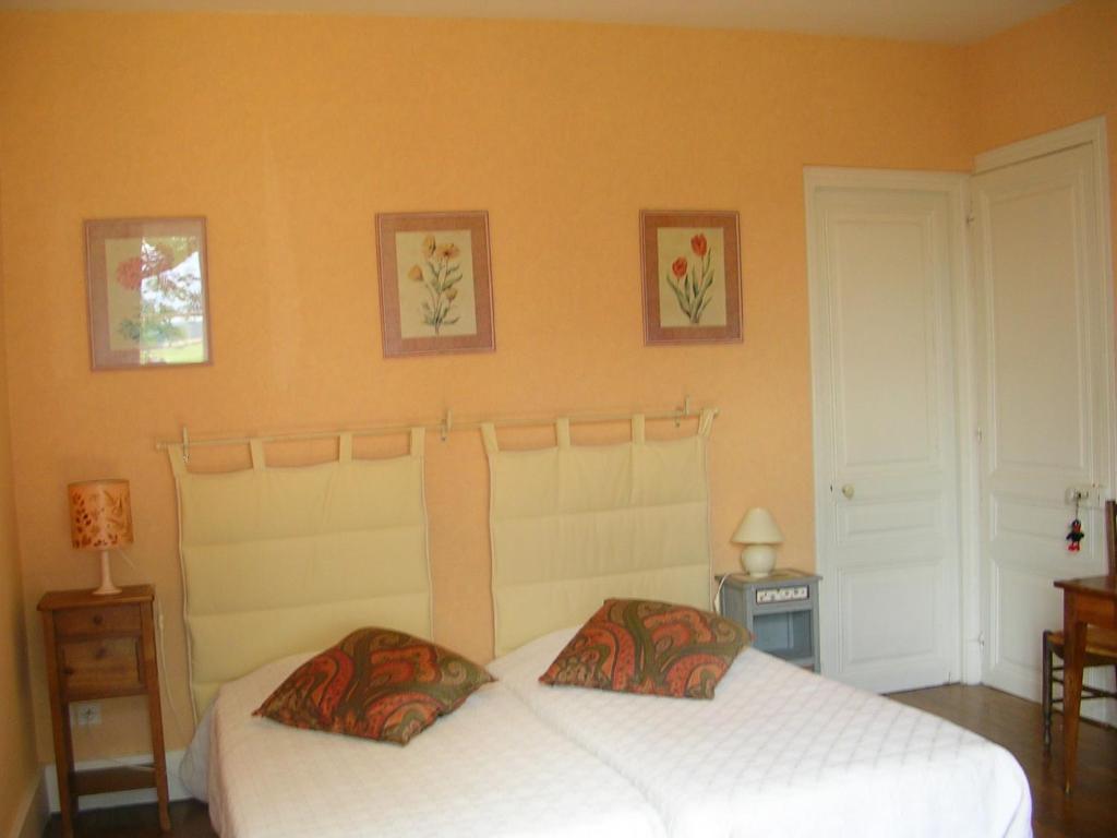 Chambres D'Hotes - Domaine Des Perrieres Crux-la-Ville Номер фото
