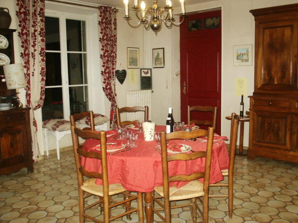 Chambres D'Hotes - Domaine Des Perrieres Crux-la-Ville Экстерьер фото