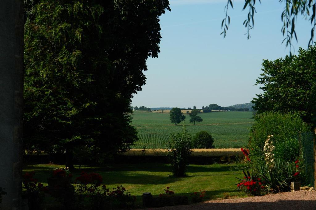 Chambres D'Hotes - Domaine Des Perrieres Crux-la-Ville Экстерьер фото