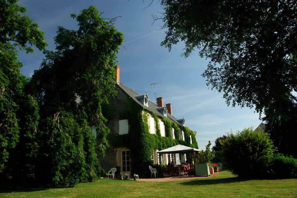 Chambres D'Hotes - Domaine Des Perrieres Crux-la-Ville Экстерьер фото